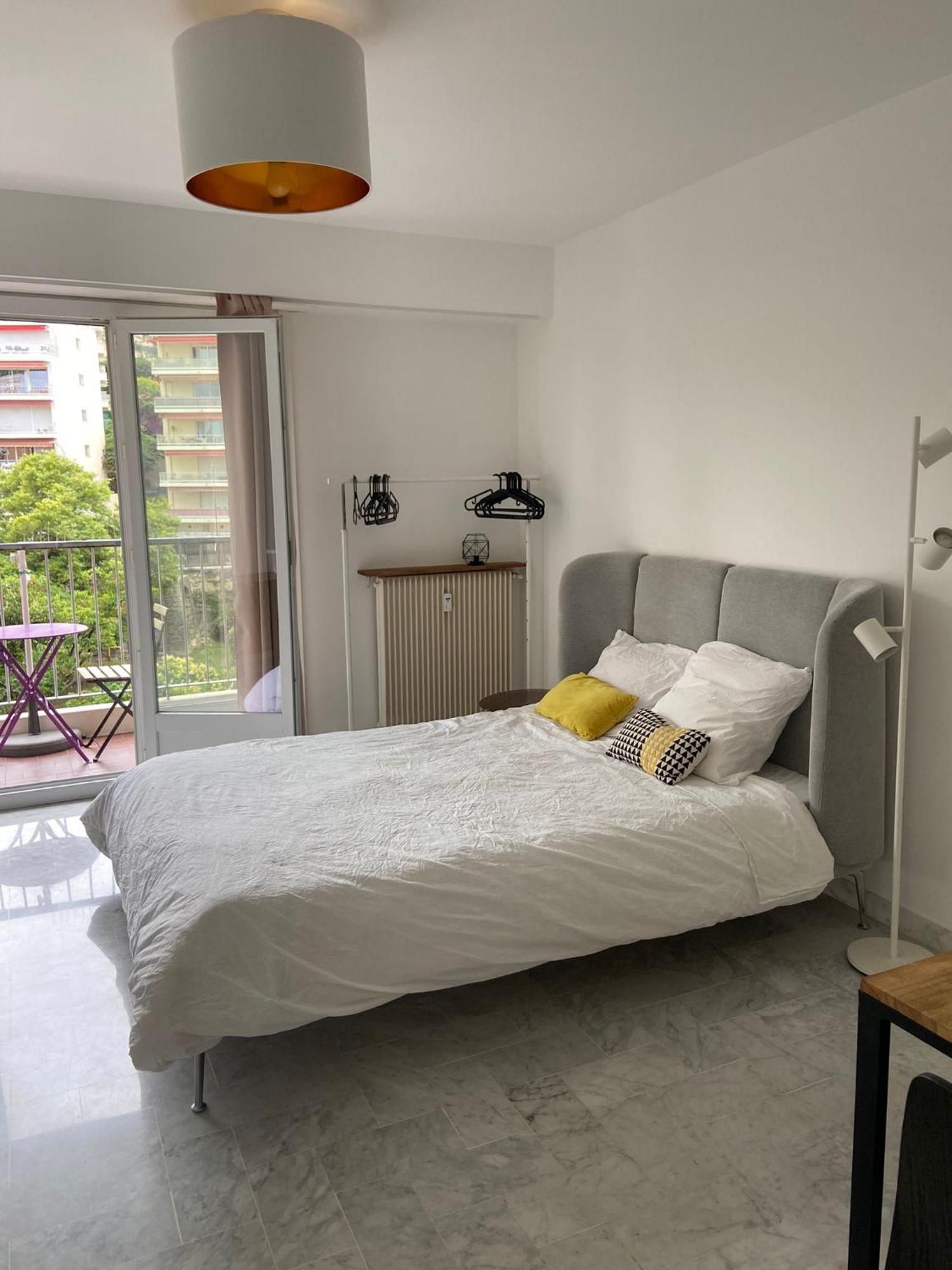 Cosy Nice